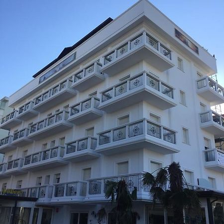 Hotel Residence Veliero Riccione Dış mekan fotoğraf