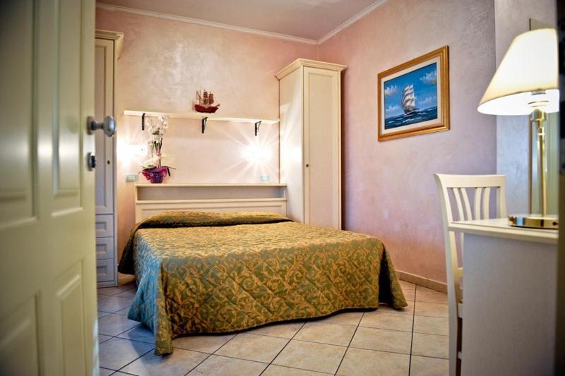 Hotel Residence Veliero Riccione Oda fotoğraf